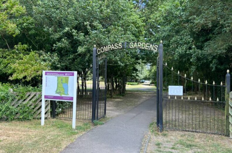 Compass-Garden-entrance-pedestrian arch